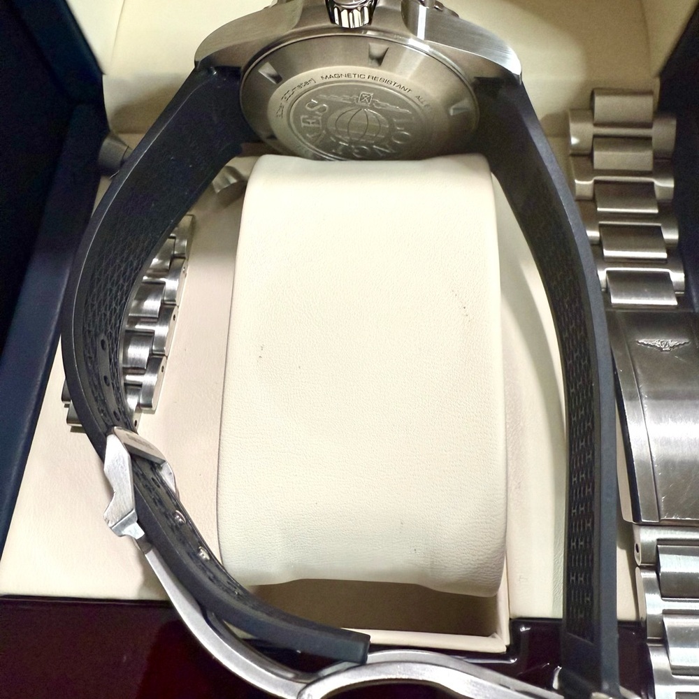 Longines HydroConquest GMT Date Black Mens Classic Watch - L3.790.4.56.6 - Picture 4 of 8